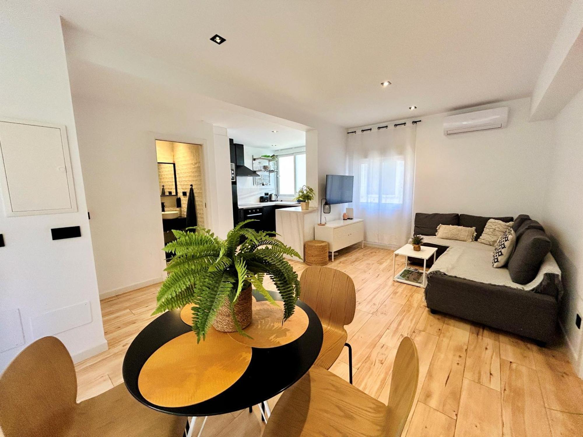 Ecochic Apartment In Fuengirola Center Екстер'єр фото